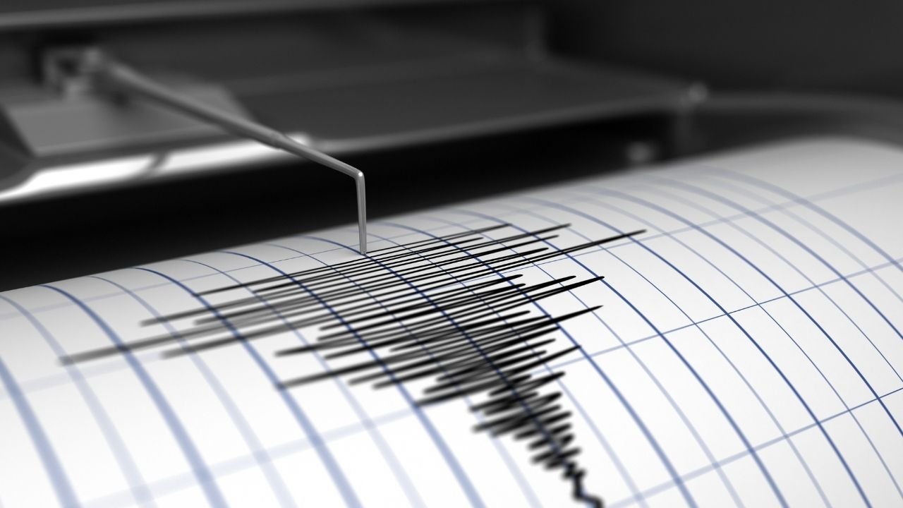 İzmir'de deprem mi oldu? 7 Mayıs İzmir deprem
