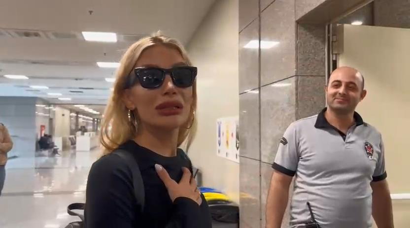 I S T A N B U L S A R K I C I I R E M D E R I C I I F A D E V E R 1038122 308077