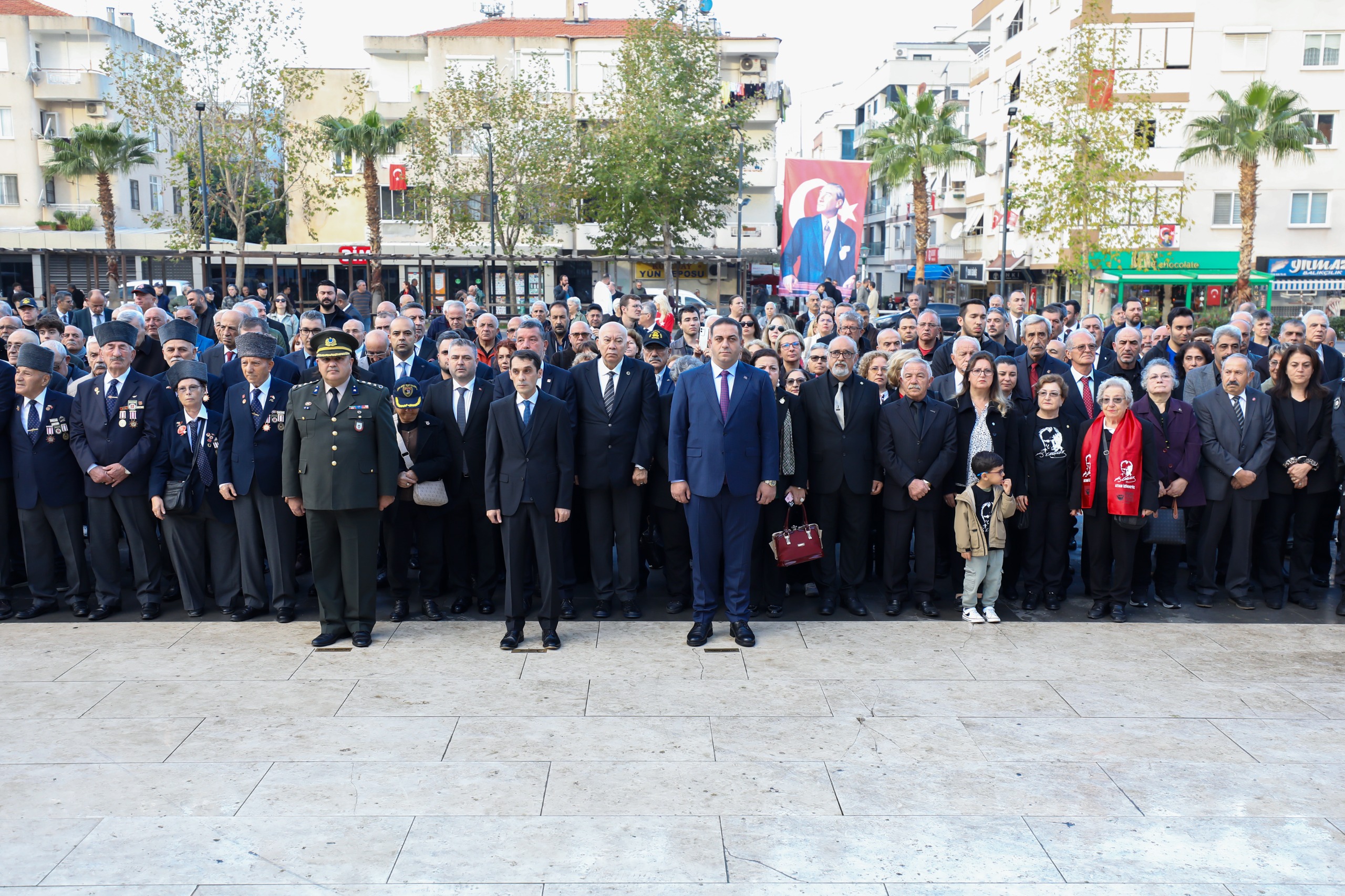 Narlidere Ata’sini Özlemle Andi (2)