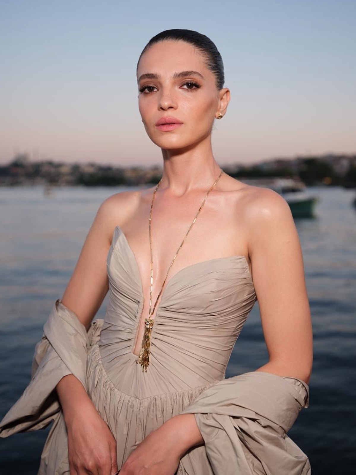 S 5B2E1402765Aeabd154F3Cb2Ff9A81A3F48F2D4B