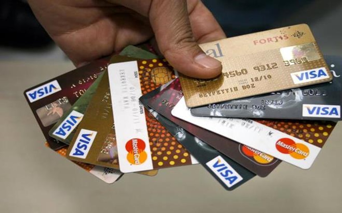 S Bd03010C5E31E6C00D67042874427A63436Eb2B3