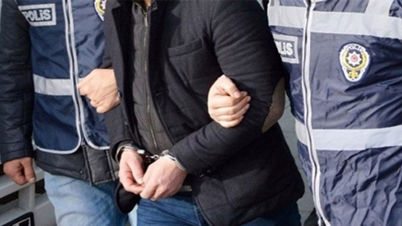 İzmir dahil 8 ilde DHKP-C operasyonu: 24 gözaltı