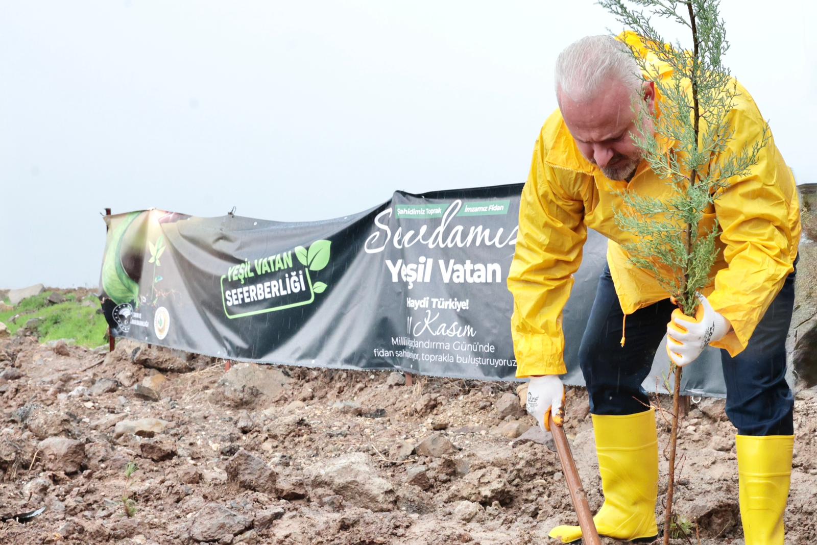 Menemen’de Fidanlar Yeşil Vatan İçin Toprakla Buluştu1