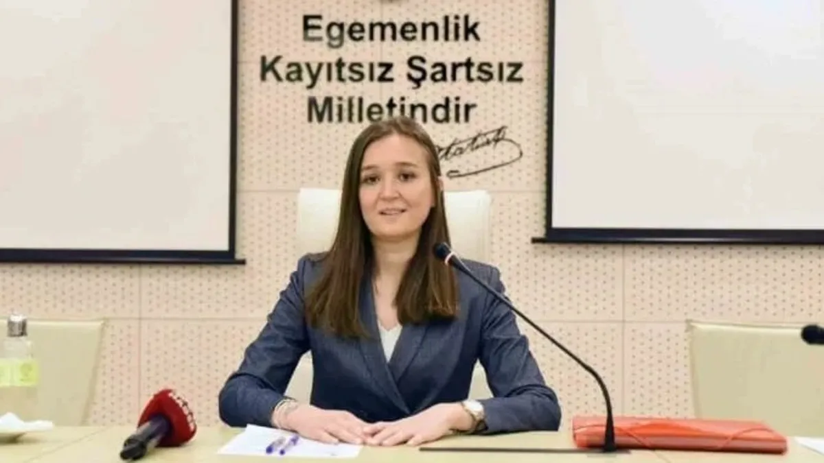 1200X675 Sehzadeler Belediye Baskani Gulsah Durbay Yogun Bakima Alindi 1764678921515