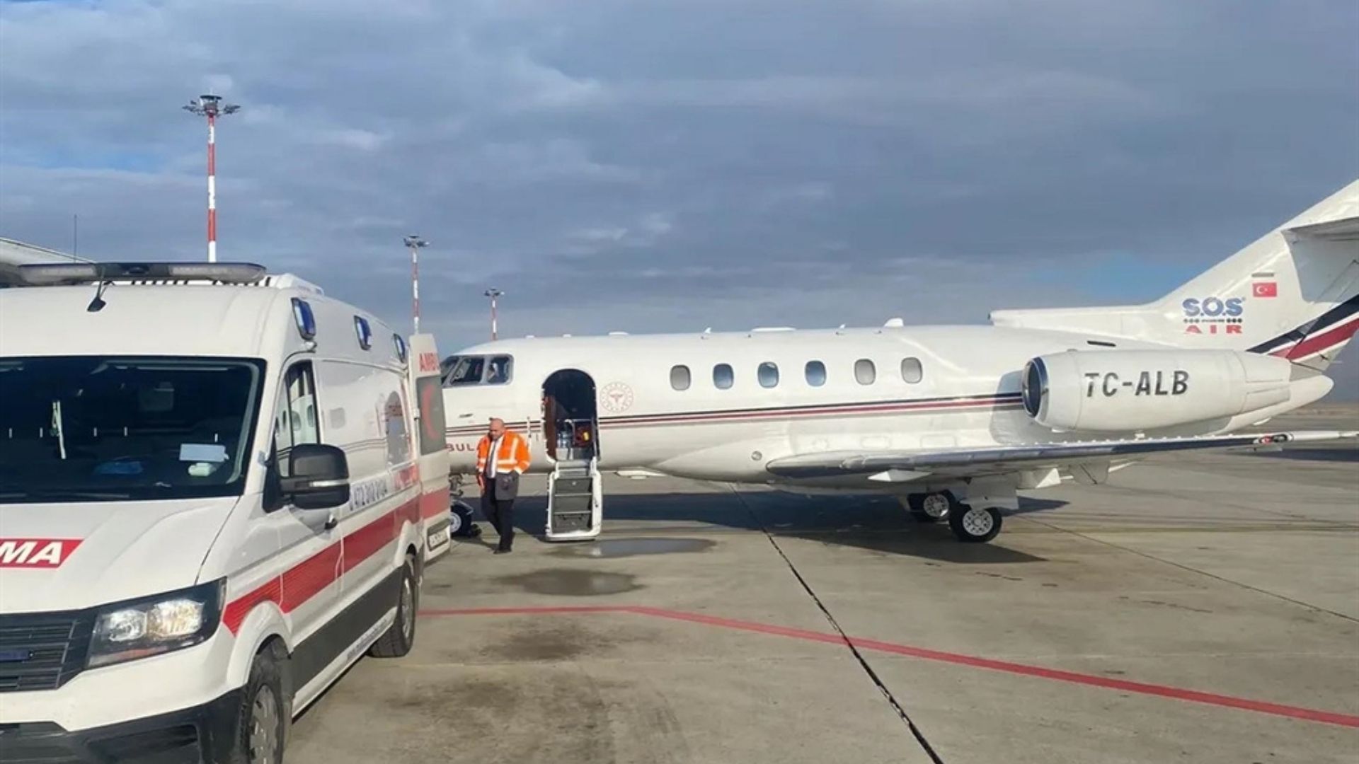 Ambulans Uçak 4 Günlük Bebek Için Sefer Yaptı (2)
