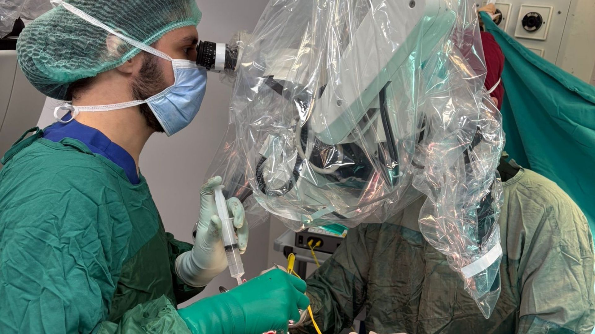 Beynindeki Riskli Tümör 5 Saatlik Operasyonla Çıkarıldı (2)