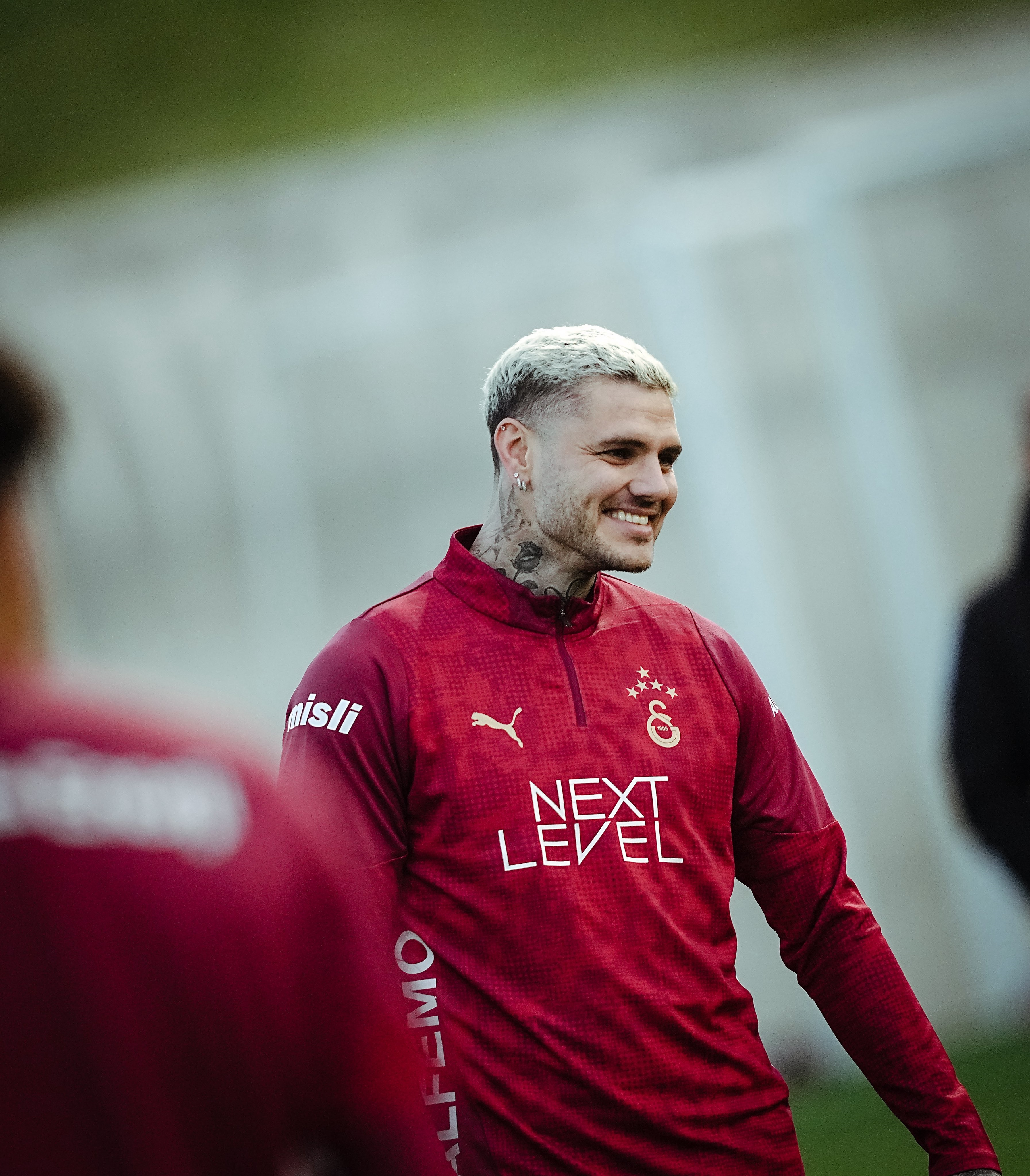 G A L A T A S A R A Y S A M S U N S P O R M A C I H A Z I R L I K L A R 1048163 311026