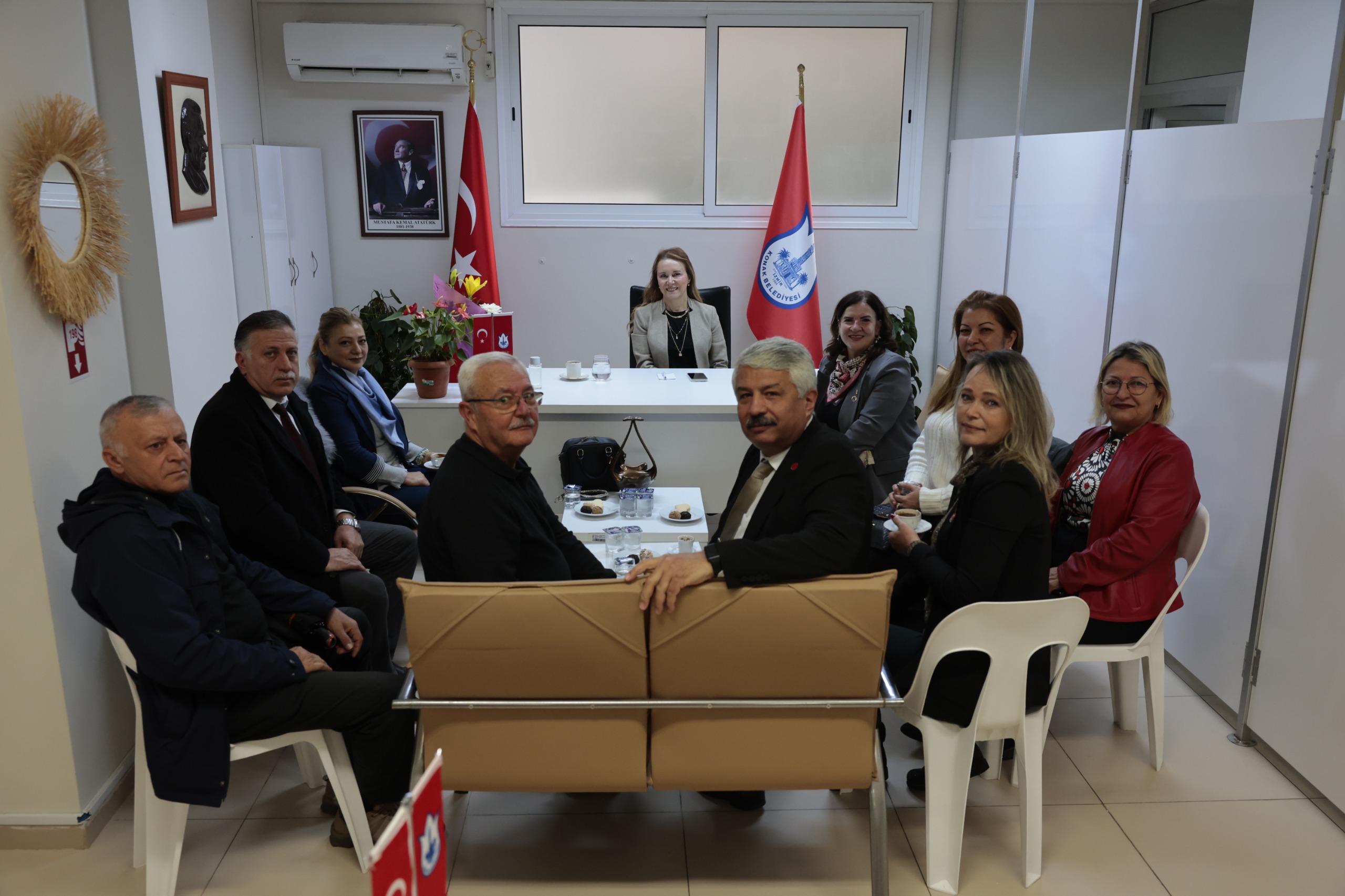 Konak’ta Komşu Buluşmaları’nın Altıncısı Yoğun Ilgiyle Gerçekleşti (7)