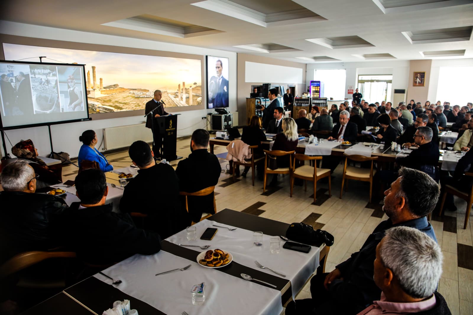 Muhtarlar Toplantisi 2