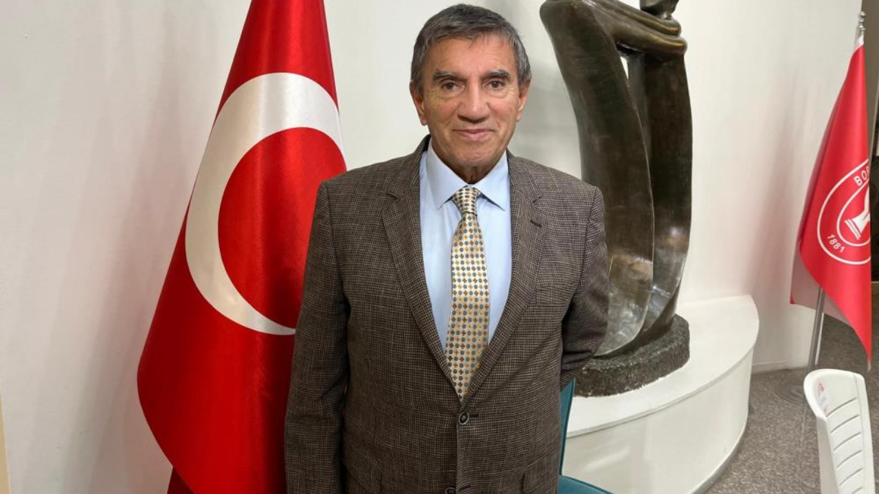 Prof. Dr Üstün Dökmen1