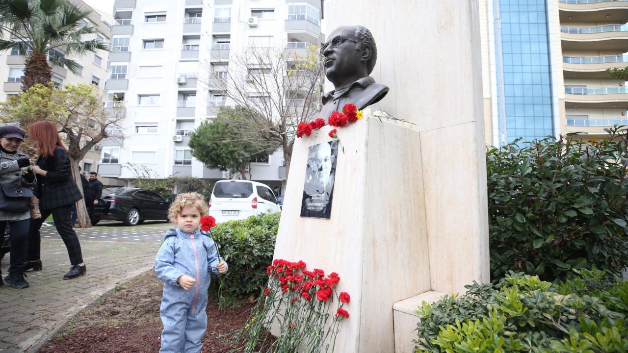 Karşıyaka Uğur Mumcu’yu andı!-1