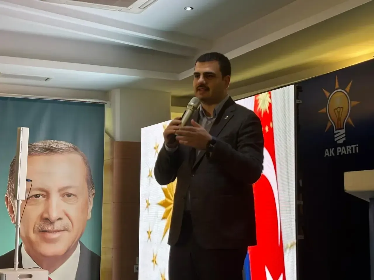 Ak Partili Inan Cemil Tugaya Seslendi Basarirlari Agbabalari Belediyeye Sokma 1768328235