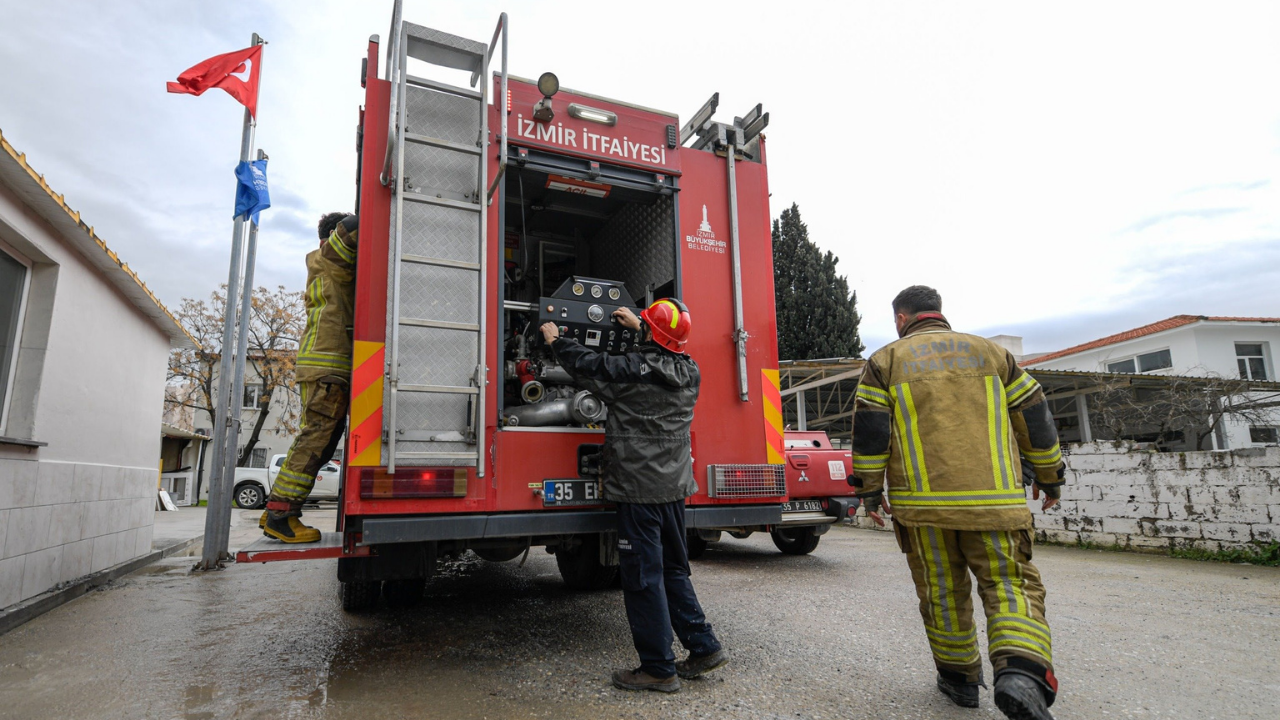 İzmir’de afet kapasitesi artıyor: Şakran İtfaiye İstasyonu hizmette-1