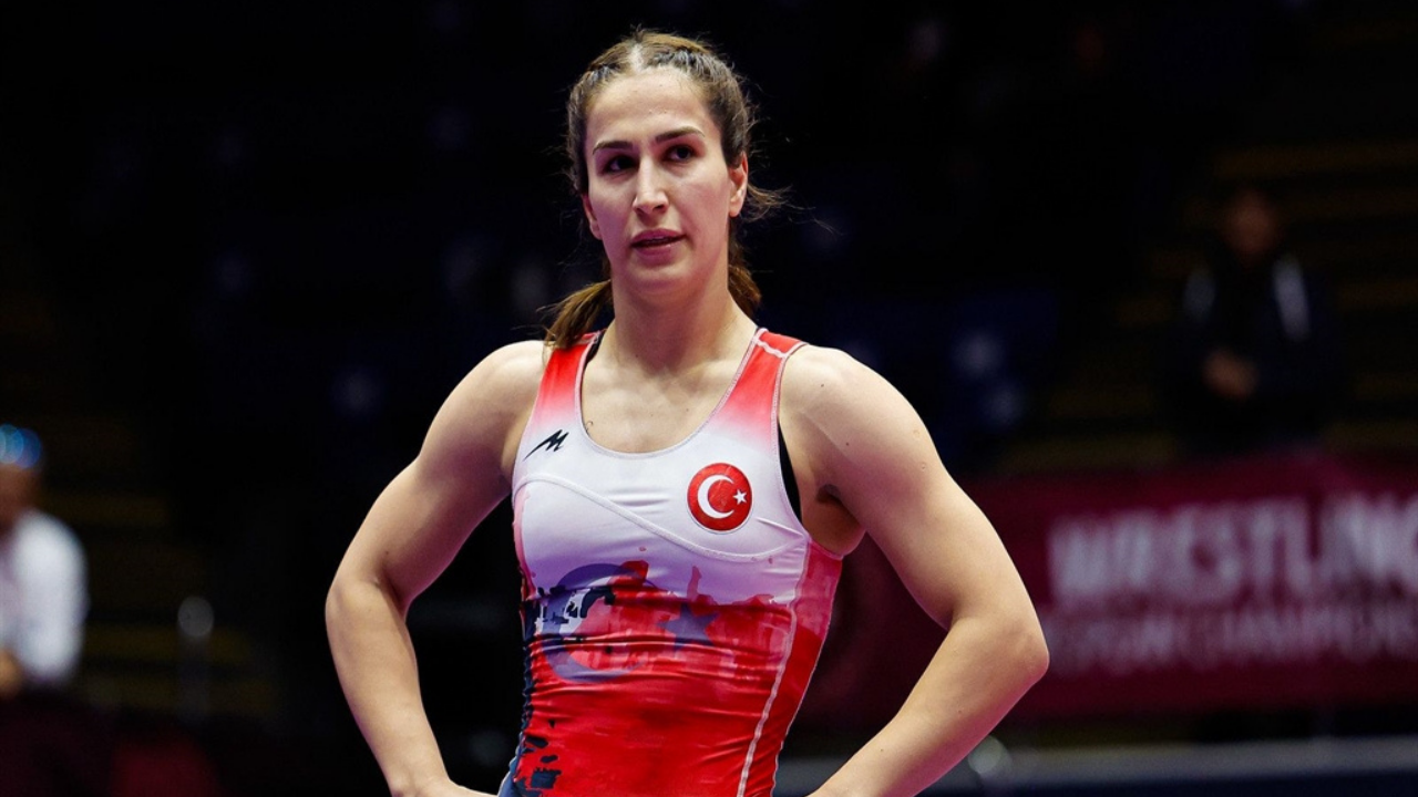 Buse Tosun Çavuşoğlu-1