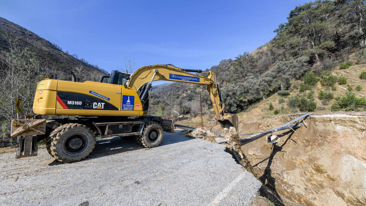 Ödemiş’te Çamyayla-Horzum yolu-1