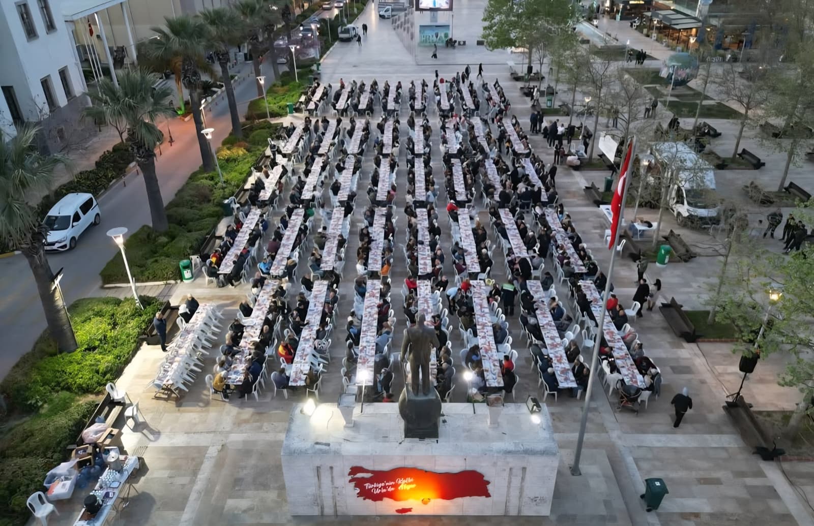 Urla’da Ramazan Sofraları Birlik Ve Kardeşlik İçin Kuruluyor (4)