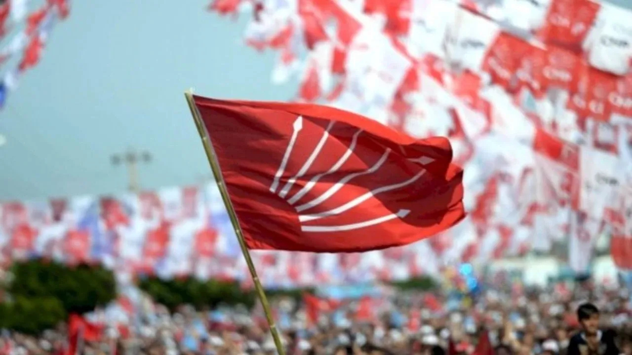 CHP’de şok değişim: İki ismin grup başkanvekilliği kaldırıldı