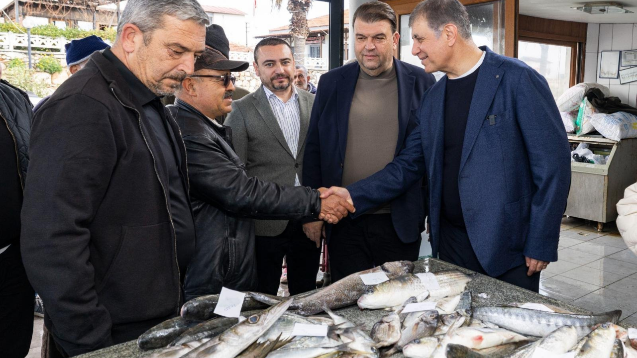 Cemil Tugay’dan küçük balıkçılara destek-1