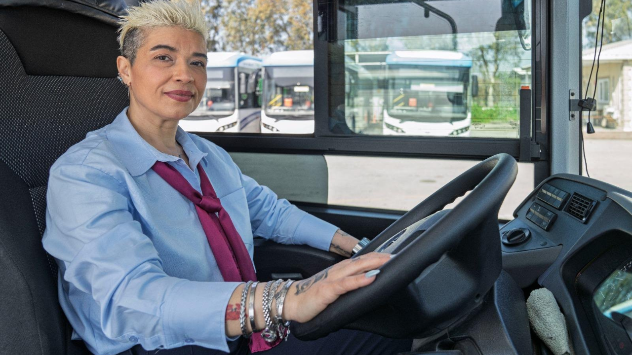 Kadınlar Direksiyon Başında: İzmir’de ESHOT’tan İlham Veren Başarı Hikayeleri-1