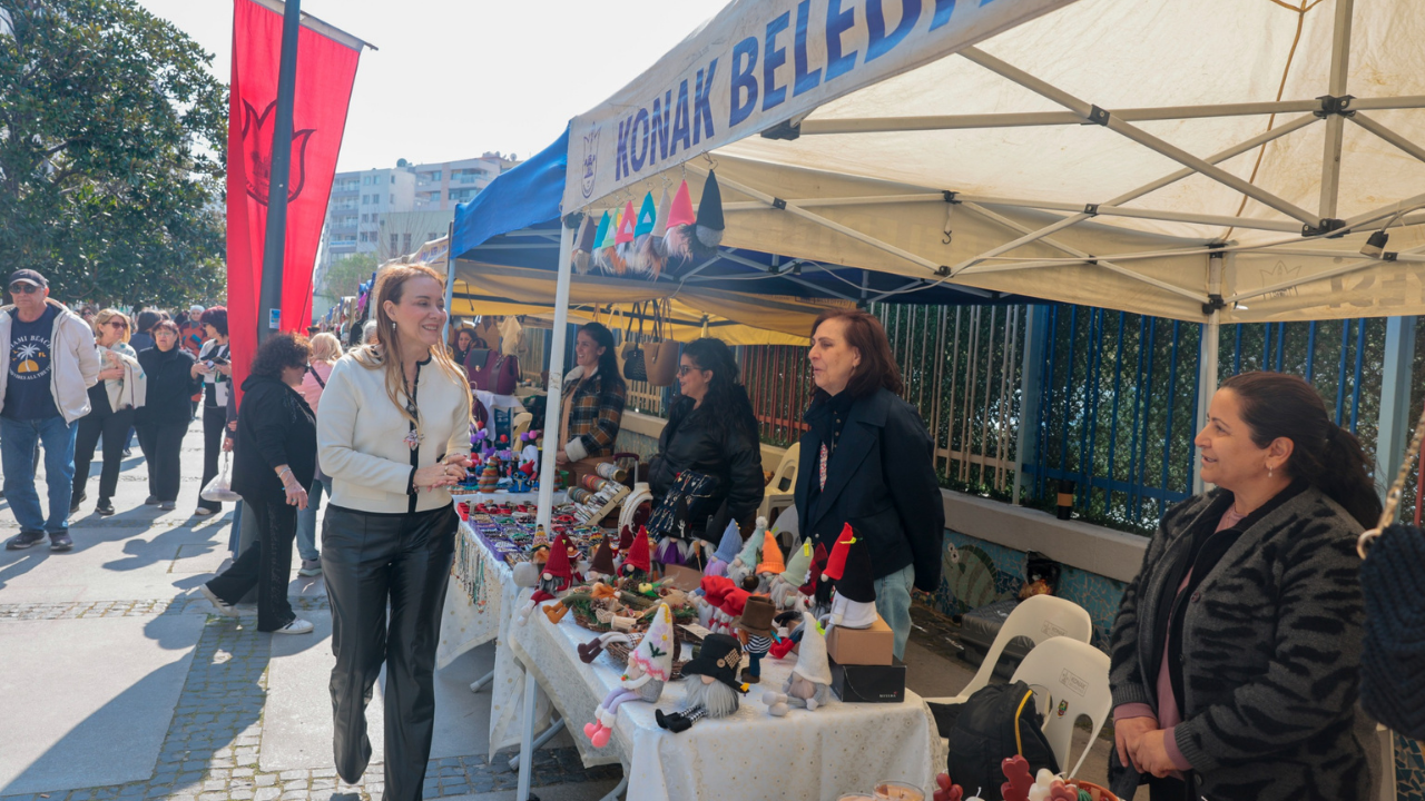 Konak’ta kadın emeği ve dayanışmasına festival gibi kutlama-1