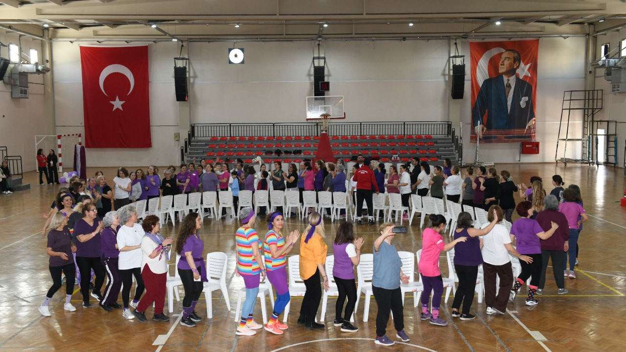 Çiğli’de 8 Mart ruhu: Kadınlar sanat, spor ve yürüyüşte buluştu-1