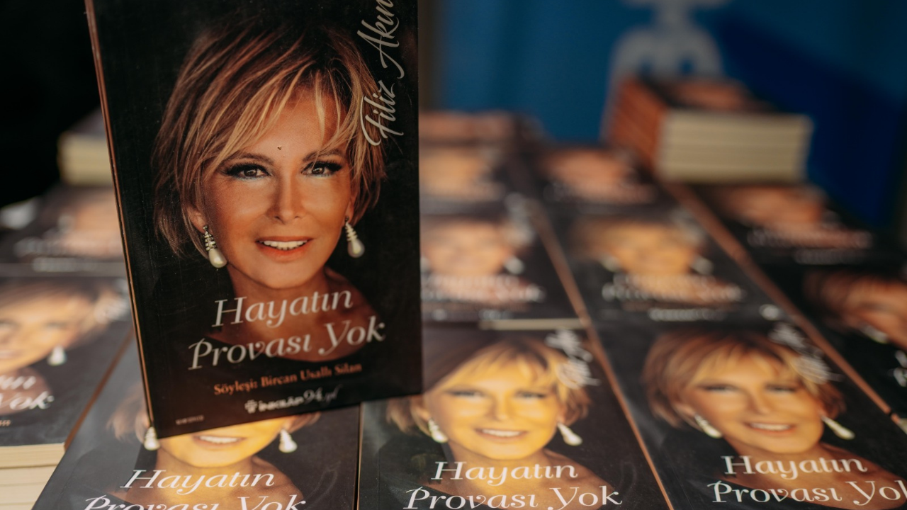 Yeşilçam’ın Zarif Yıldızı Filiz Akın, Ölümünün Birinci Yılında Anıldı