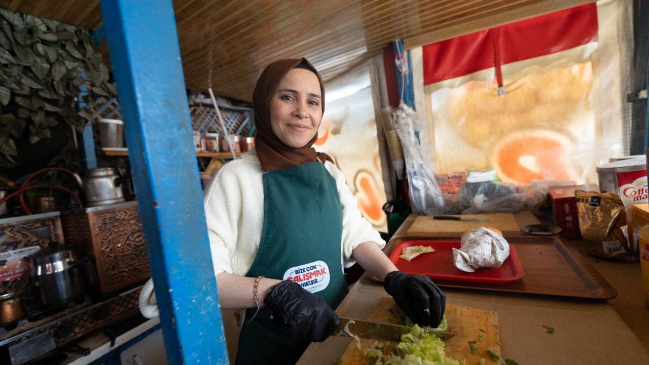 Meslek Fabrikası hayatları değiştirdi: Seyyar satıcılar kayıtlı iş sahibi oldu-1