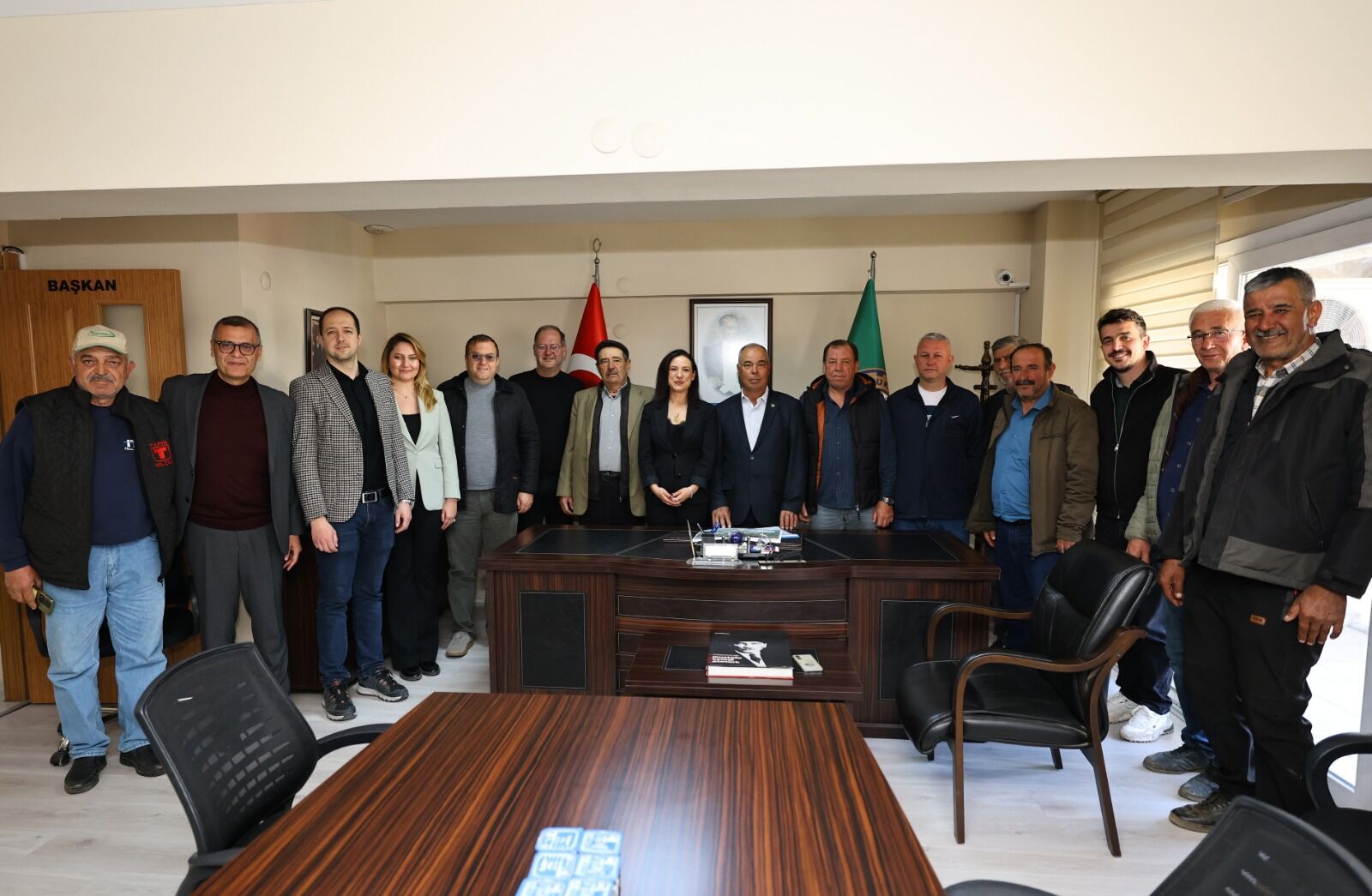Başkan Sengel’den Oda Başkanlarina Zi̇yaret (2)