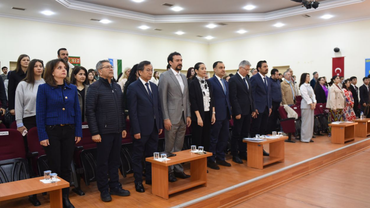 Ege Üniversitesinde Türk Dünyası Nevruz Şöleni Coşkusu Yaşandı 2