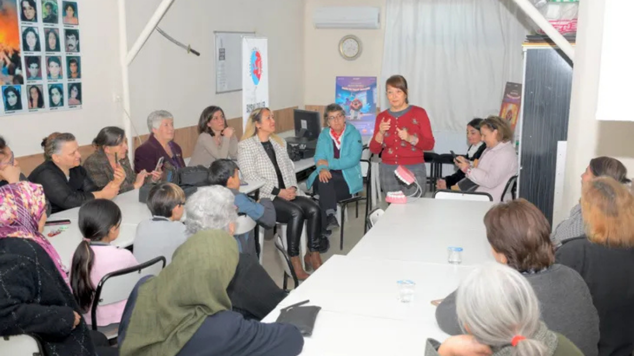 İzmir’de diş hekimlerinden ağız sağlığı uyarısı-1