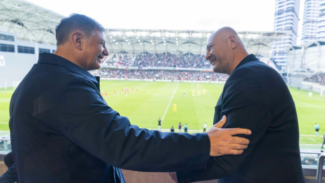 Karşıyaka’da stat heyecanı: Başkan Tugay’a yoğun ilgi, Tanju Çolak’tan teşekkür-2