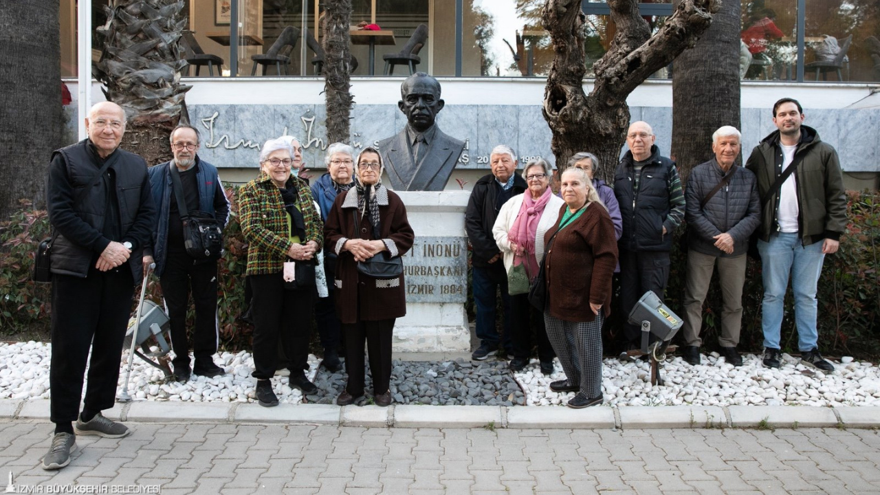İzbbşt, Dünya Tiyatro Günü’nü Iki Sahnesinde Ücretsiz Oyunlarla Kutladı2