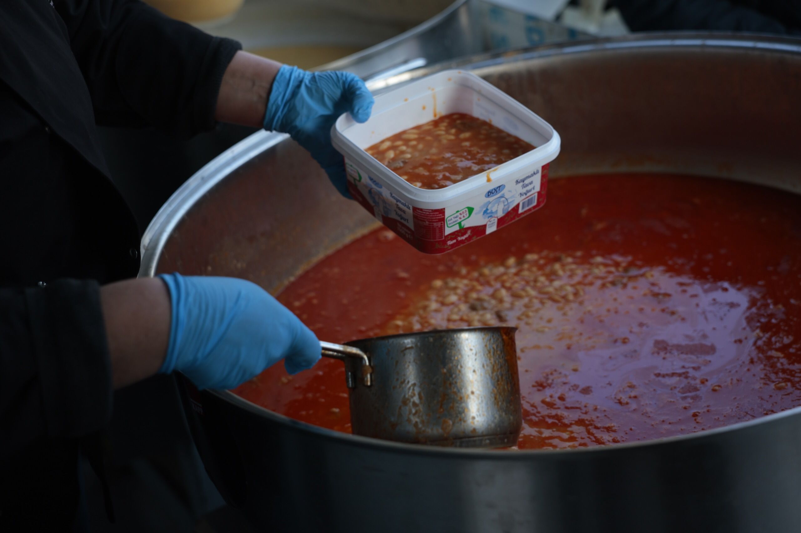 Konak’ta Ramazan Bereketi Zafertepe’den Başladı (5)