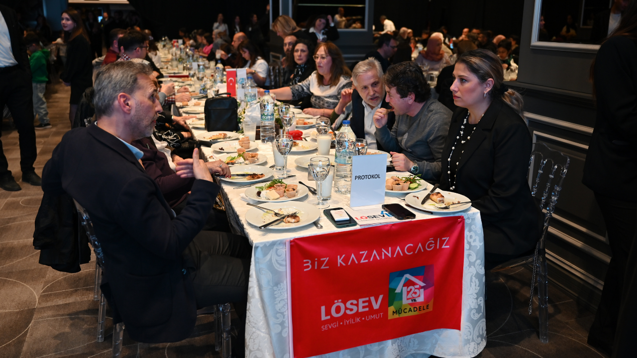 Lösev'den İzmir'de Geleneksel Ramazan Iftar Buluşması3