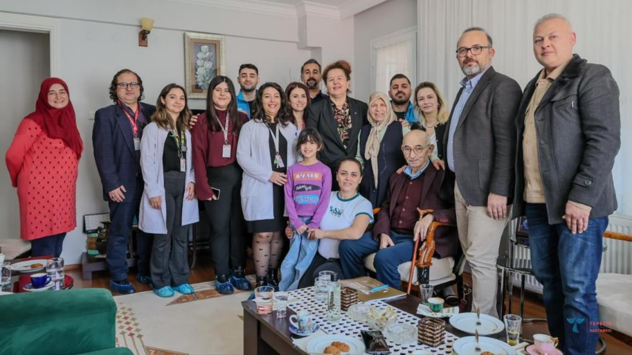 Tepecik Eğitim Ve Araştırma Hastanesi'nden Kıbrıs Gazisine Vefa Ziyareti1