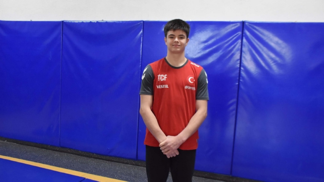 Artistik jimnastikte dünya 4’üncüsü olan Ege: “Daha çok çalışmam gerektiğini biliyorum”-1