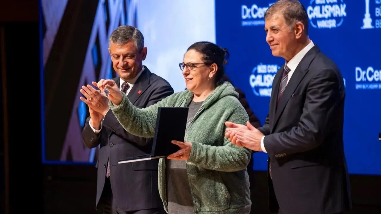 Soyer’den anahtar teslim törenine cezaevinden yorum-2