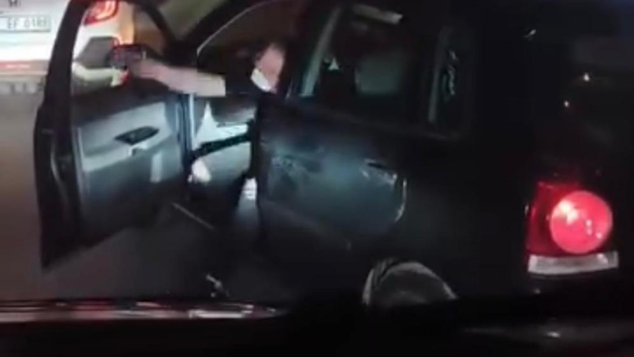 İzmir’de Trafik Tartışması: Araçlarına Saldıran Sürücüye 380 Bin Lira Ceza-1