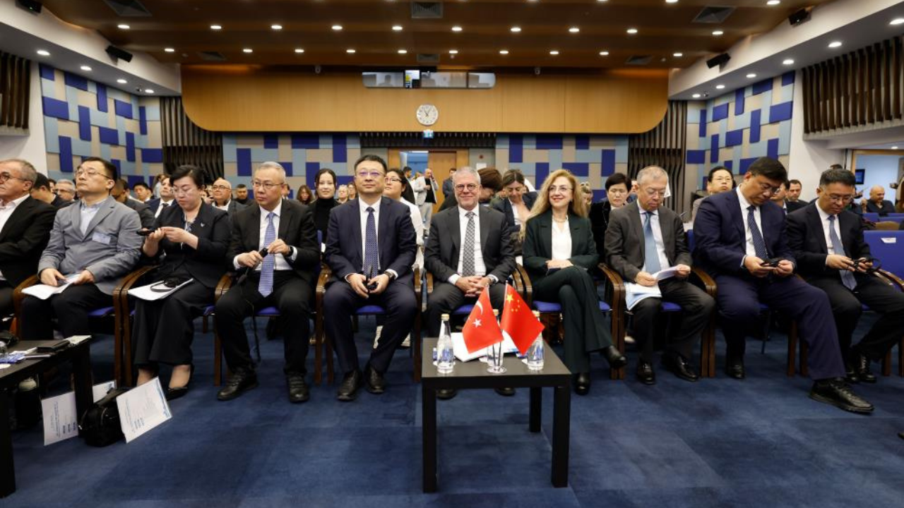 İzmir Ticaret Odası’ndan Çin hamlesi: Qingdao ile iş birliği anlaşması imzalandı-1