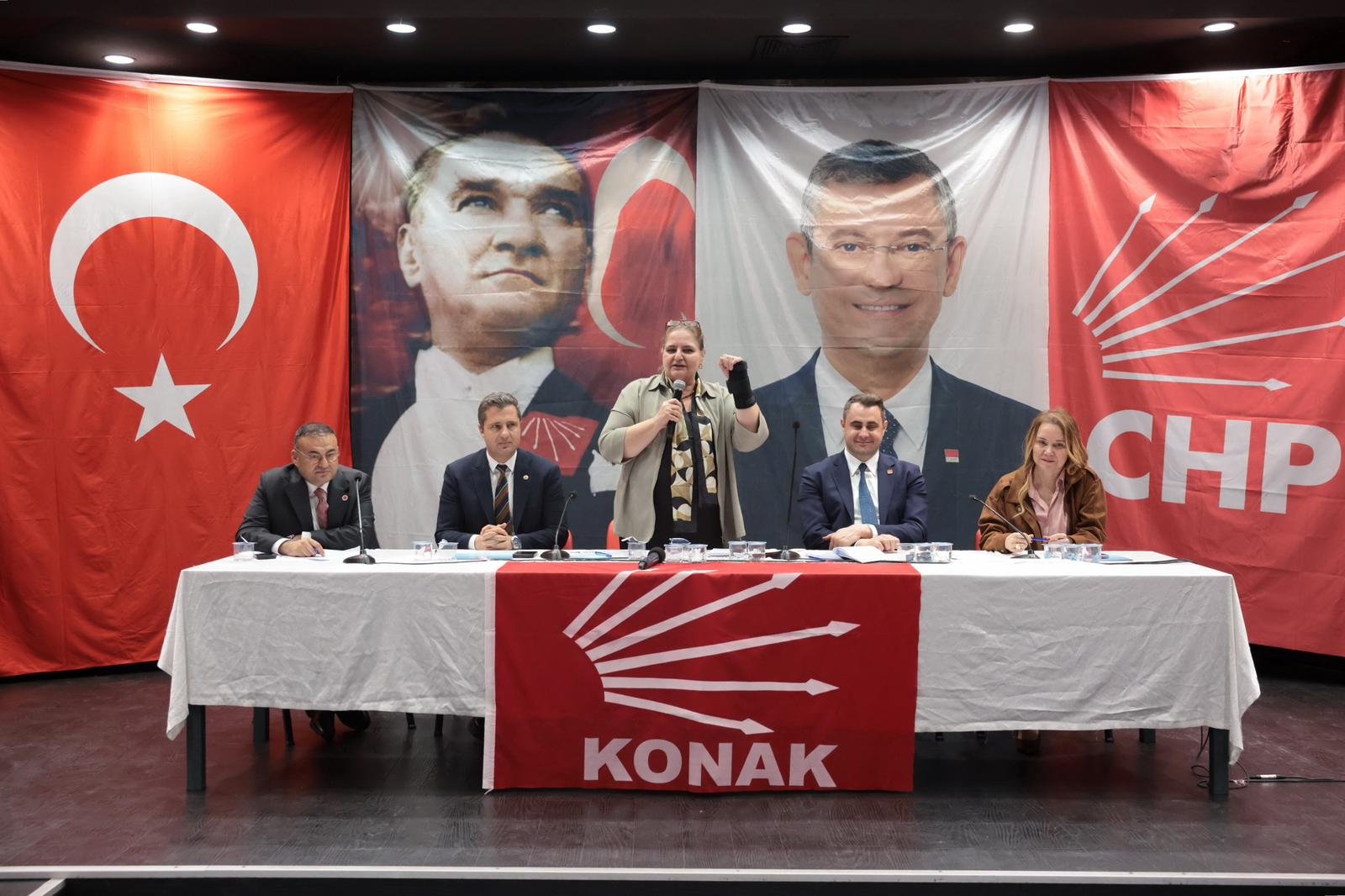 Balkan Ve Rumeli Dernekleri Konak’ta Buluştu Birlik Ve Dayanışma Vurgusu (1)