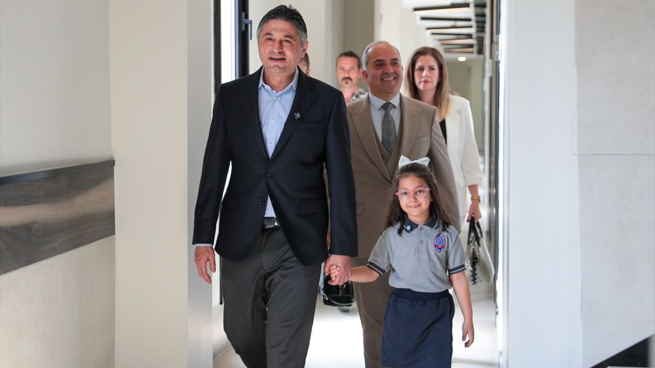 Başkan Acar 23 Nisan'da Koltuğunu Devretti