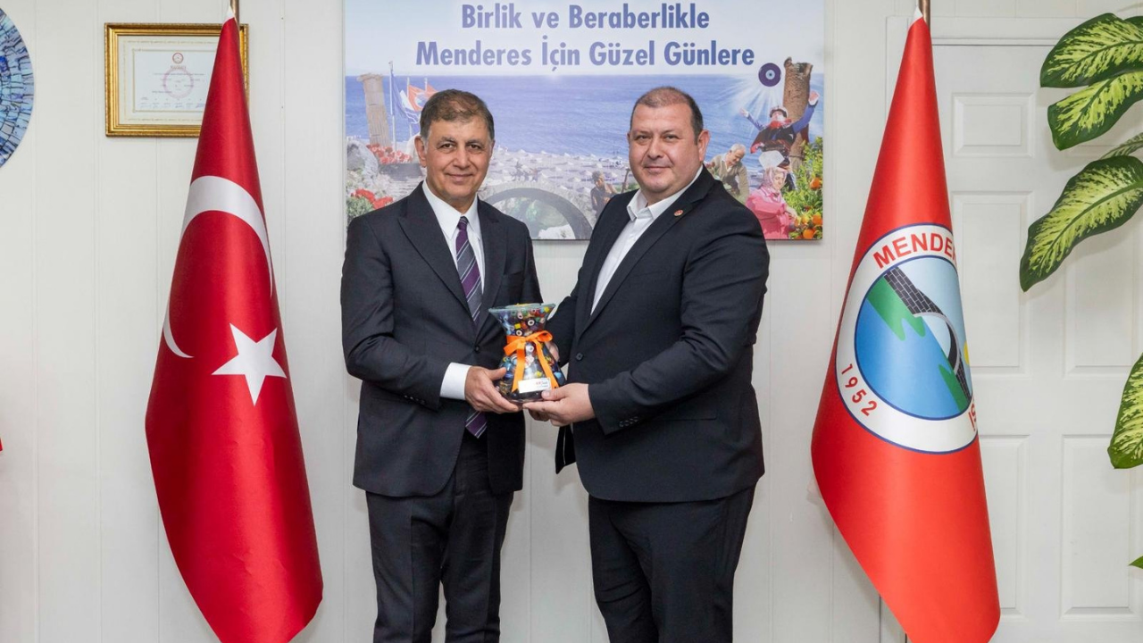 Başkan Tugay'dan Menderes'e Teşekkür Turu1