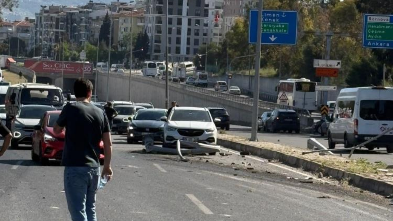 Bornova'da freni patlayan tır karşı şeride geçti: Ölü ve yaralılar var