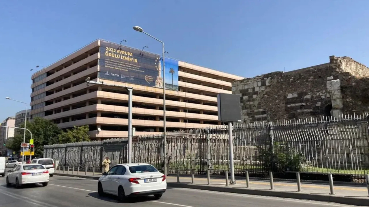 Büyükşehir'den 'Çankaya Katlı Otoparkı' açıklaması: Keyfi değil, yasal zorunluluk”