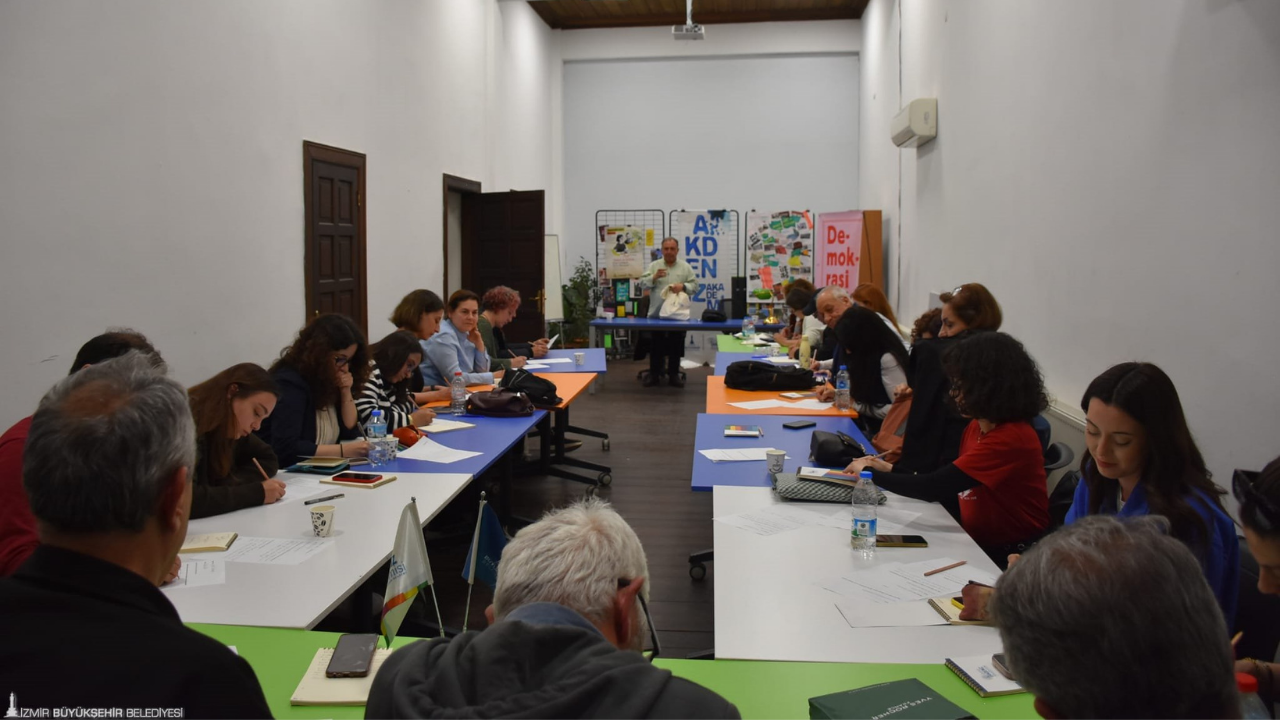 Demokrasi Okulu’nda Kentsel Politikalar Konuşuluyor