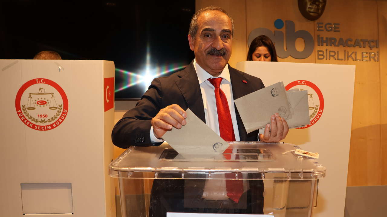 Ege Yaş Meyve Sebze İhracatçıları Birliği'nin Yeni Başkanı Cengiz Balık Oldu4