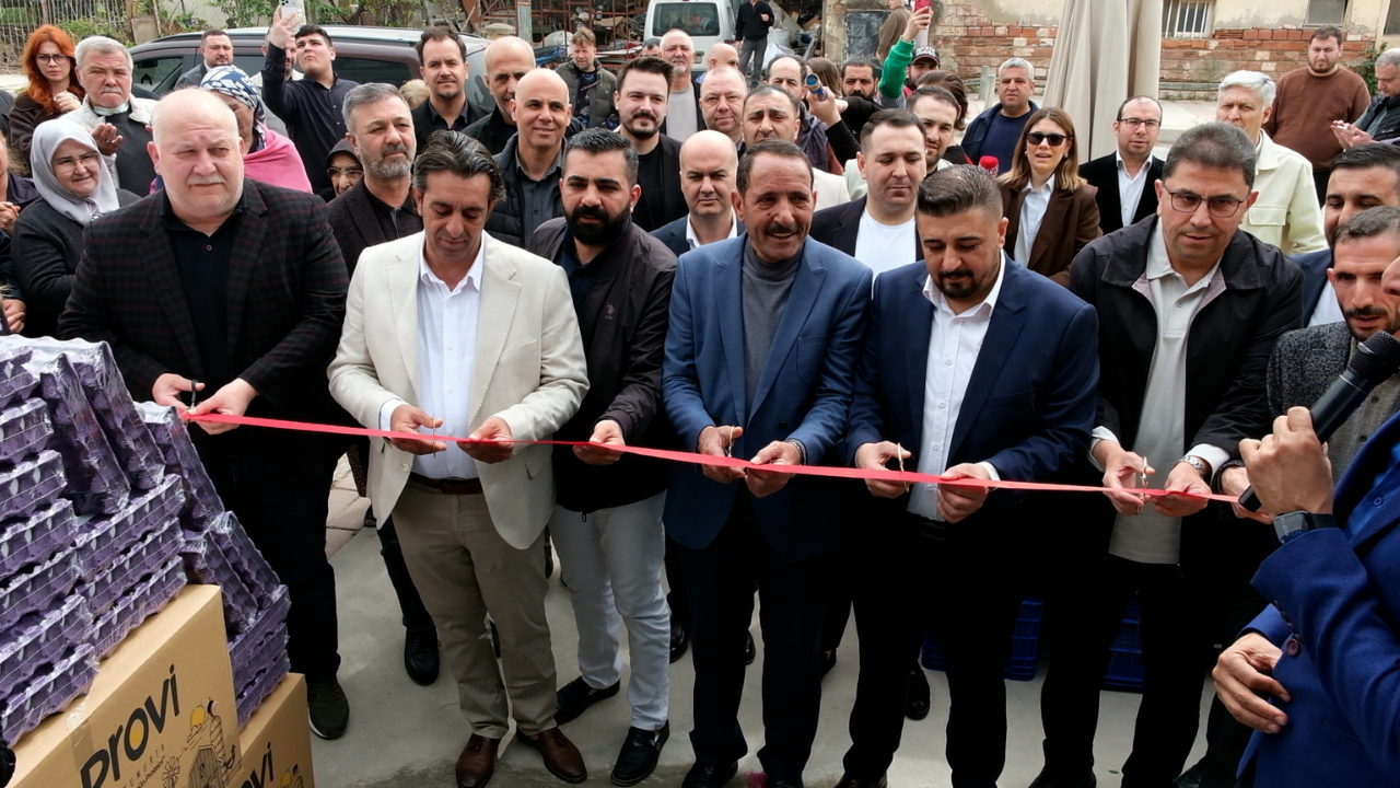 Gürtat’ın Harmandalı mağazası coşkulu bir törenle açıldı