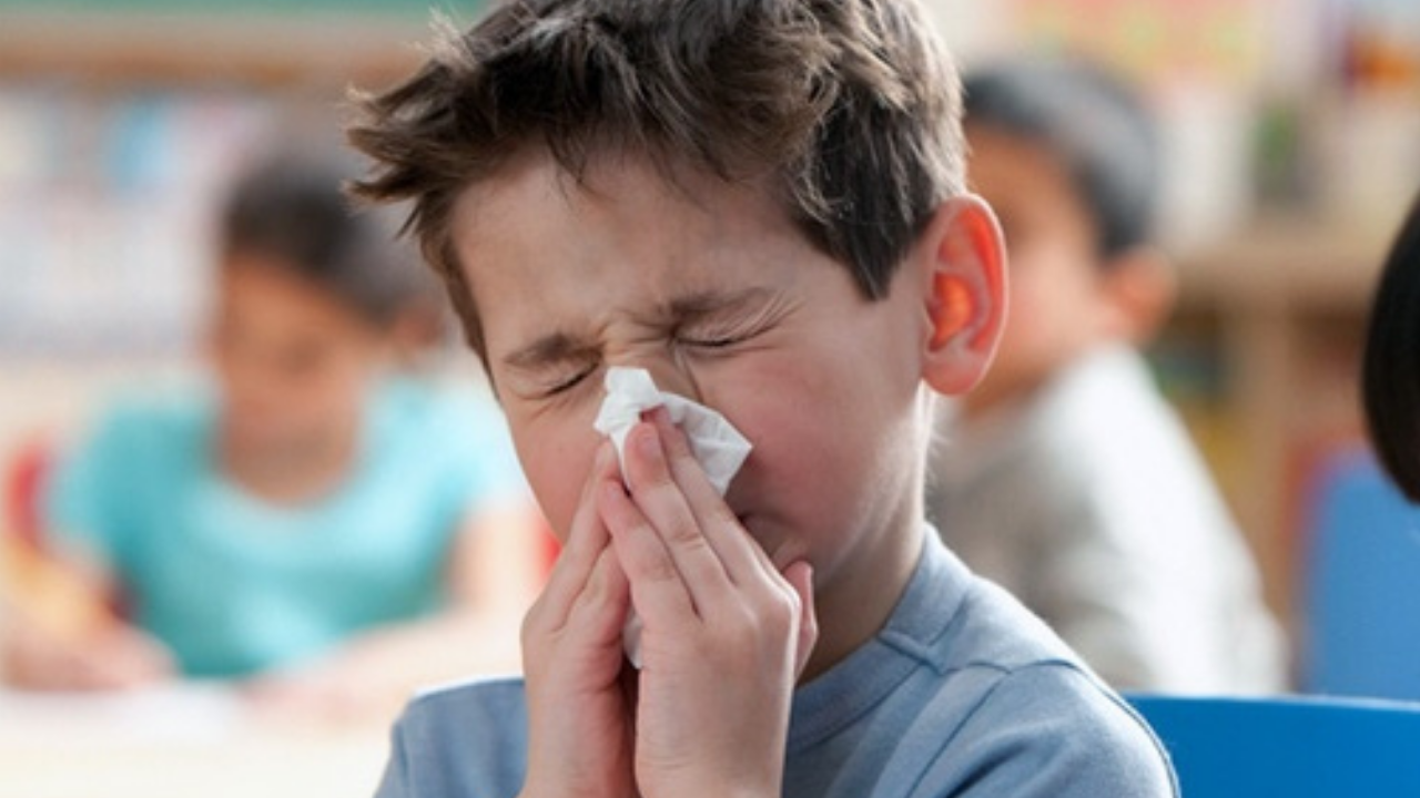 Dünya Sağlık Örgütü’nün izlemeye aldığı yeni Covid varyantı cicada nedir?