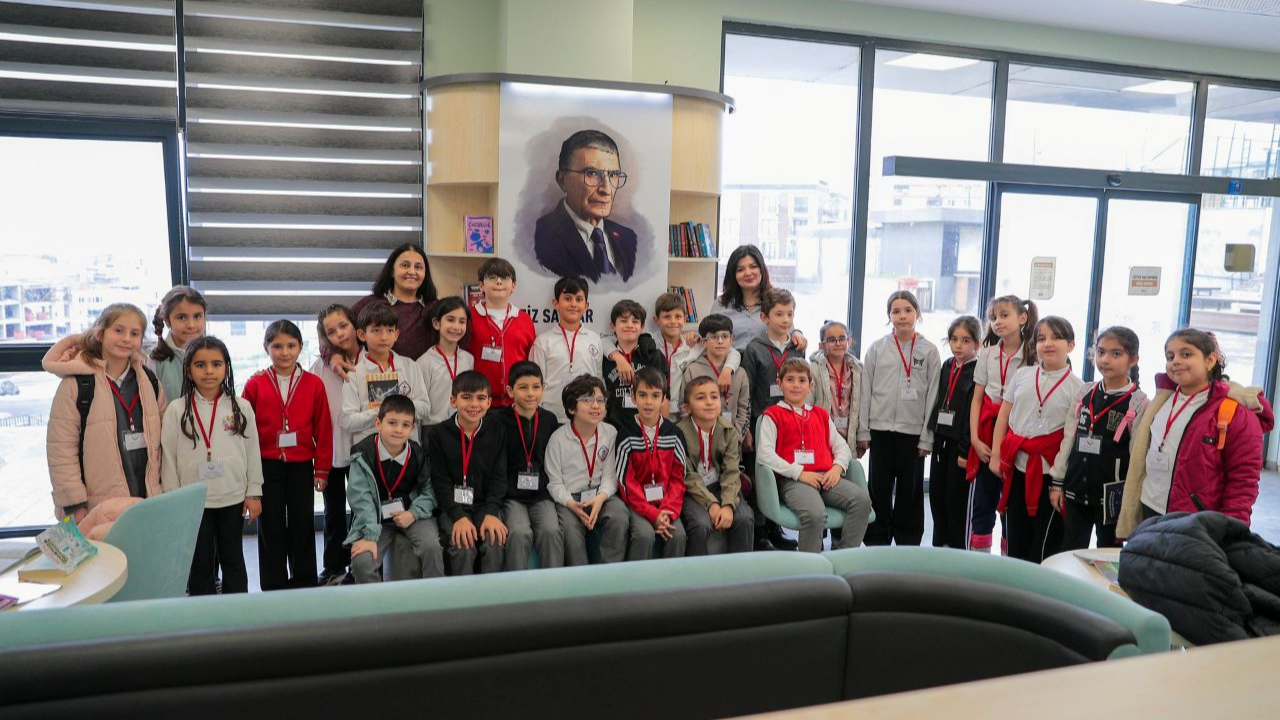 Aliağa’da Kütüphane Haftası coşkusu: Öğrenciler Aziz Sancar Kütüphanesi’nde buluştu-1