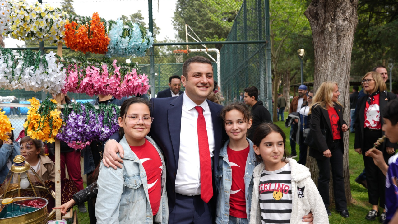 Torbalı'da 23 Nisan coşkusu ilçeyi sardı